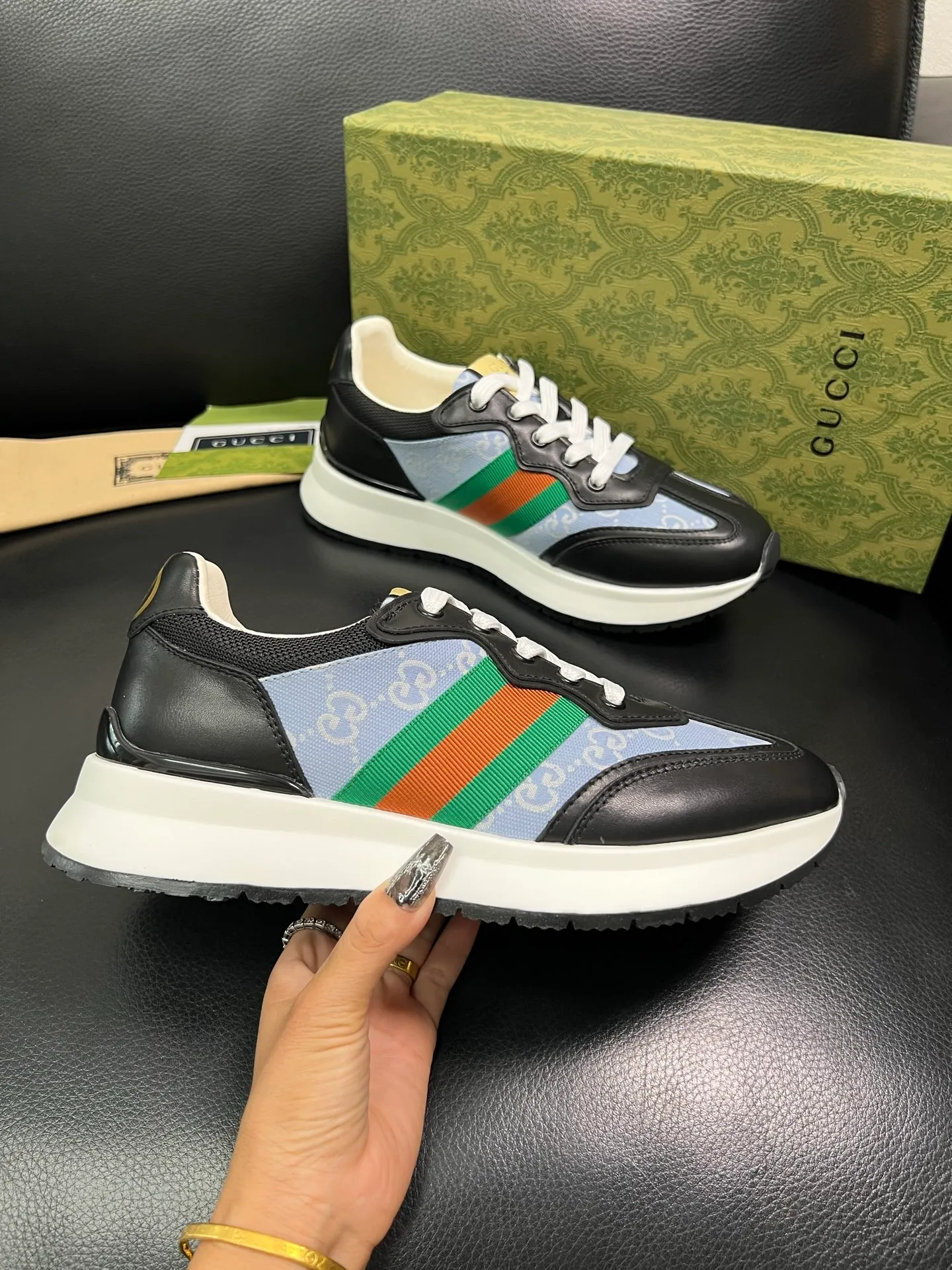 Men's shoes 💰800 Gucci top purchasing Gucci counter new model, original factory configuration of imported cowhide from Italy with printed cloth fabric, imported cowhide lining, breathable and comfortable, sole: original factory special sole is super comfortable, original factory and single goods are high quality, welcome to compare, code number 38-44 (customized 45 46) 85865